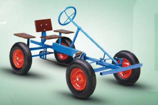 el primer coche de pedales de berg toys